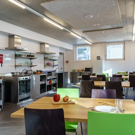 @ Backpackers ホステル インターラーケン