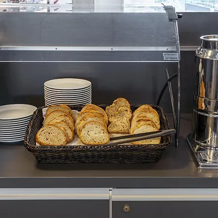 Hostel @ Backpackers